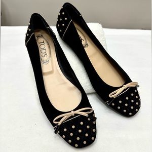 NWOT Tod's Black Suede Round Toe Ballet Flats 38 / 7.5US